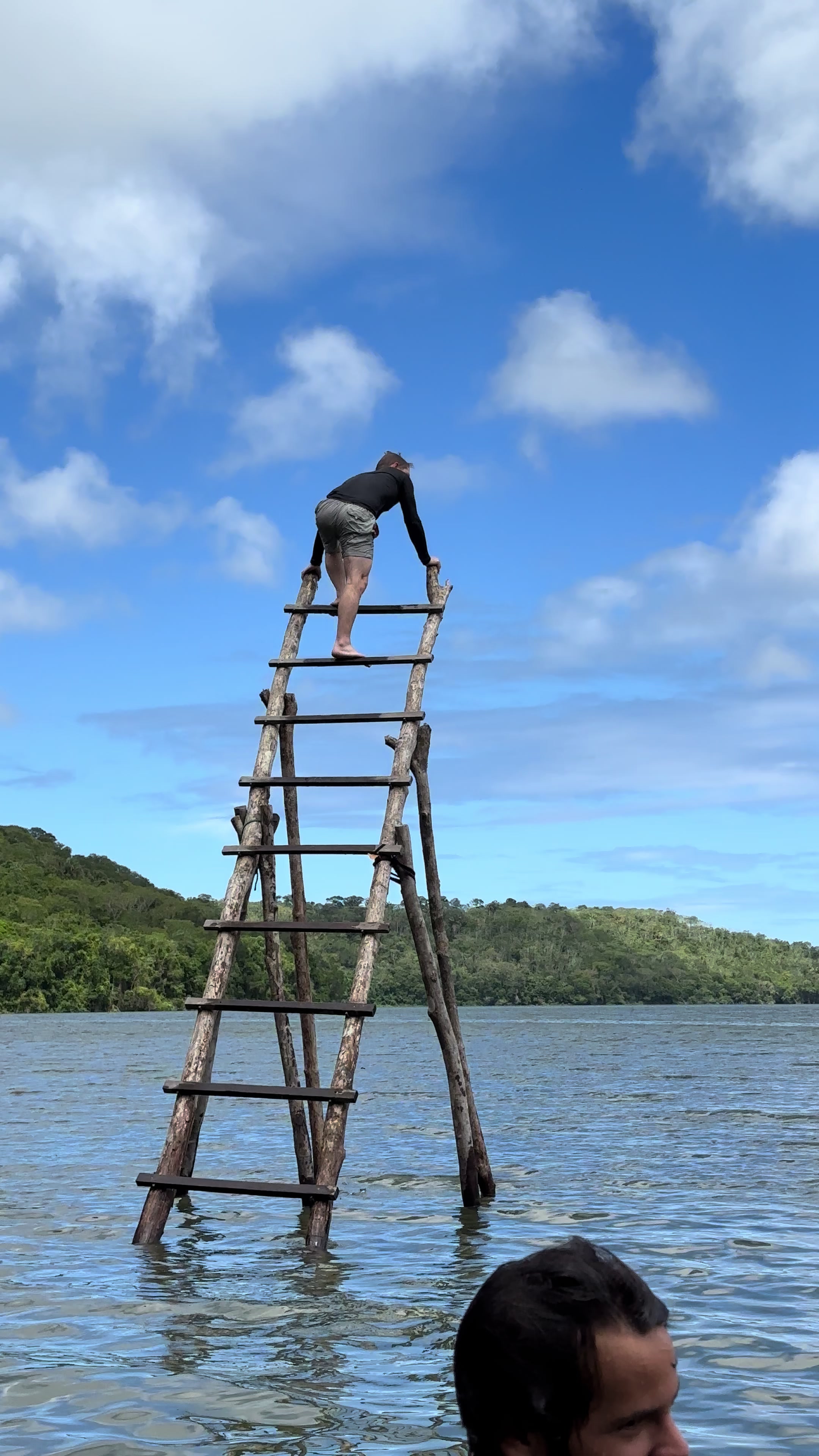 alyson.eco.boat - Video 17