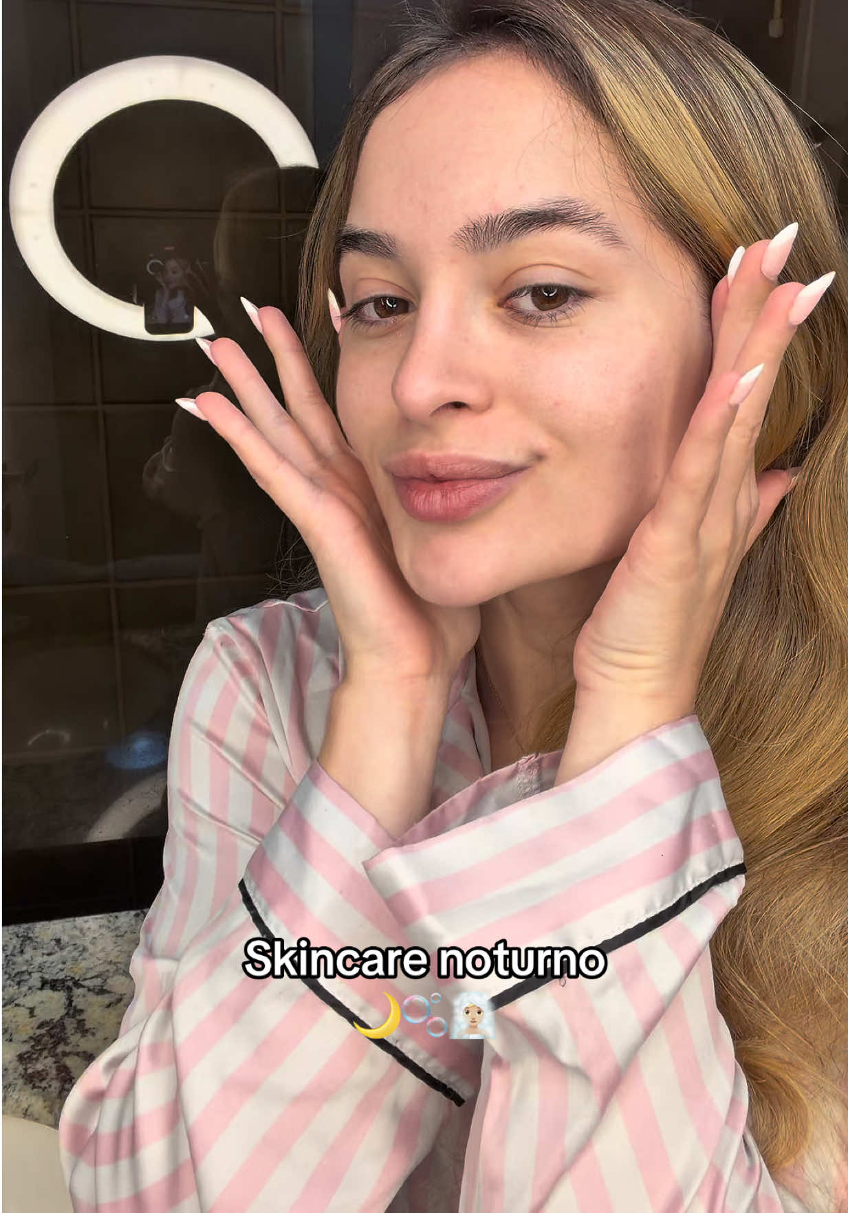 emilyhopnerr - Video 124