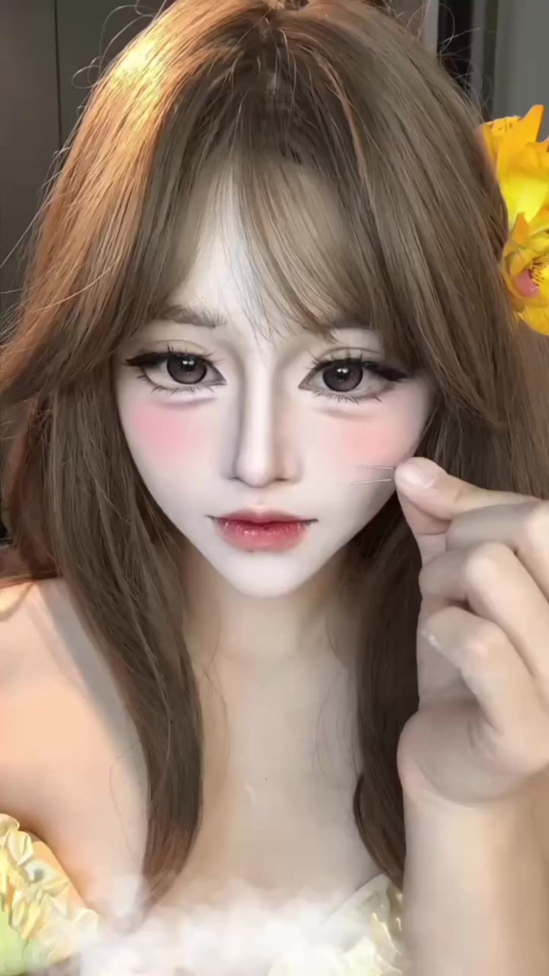 more.beauty - Video 14